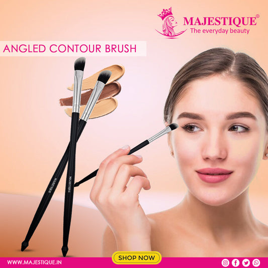 Sculpt & Define: Achieve Flawless Contouring with Majestique Angled Contour Brush